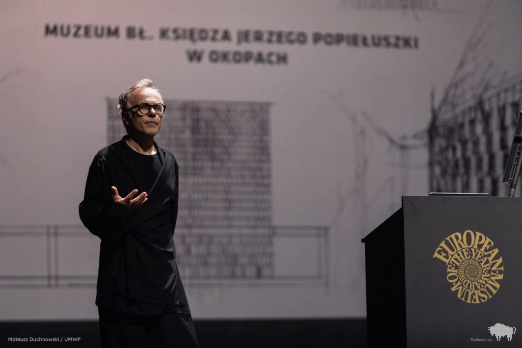 Mirosław Nizio prezentuje projekt Muzeum Bł. Ks. Jerzego Popiełuszki na konferencji EMYA 2025