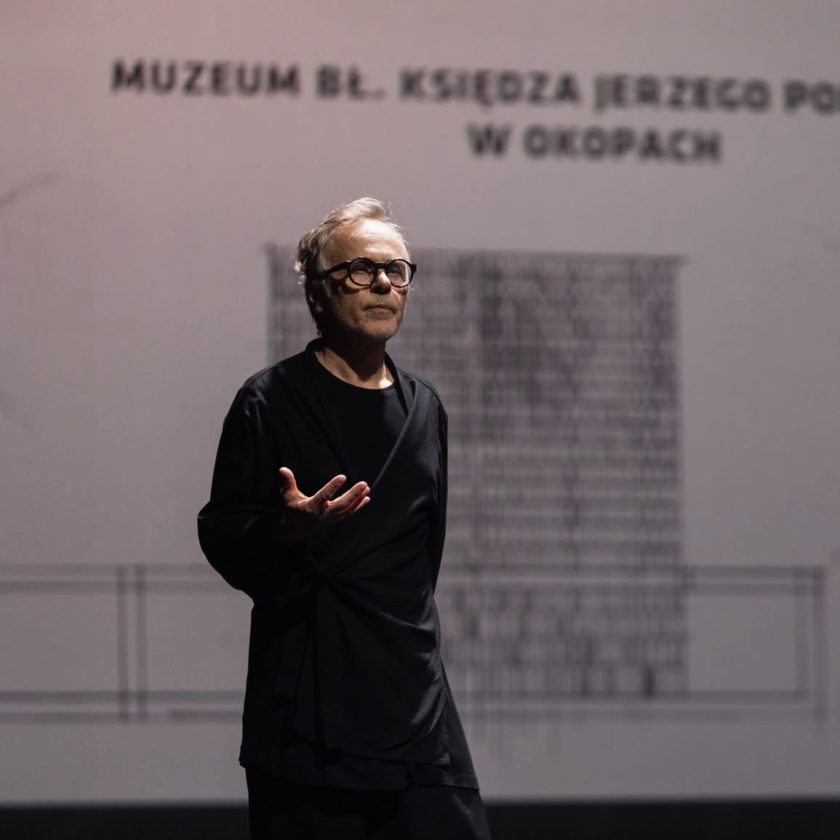 Mirosław Nizio prezentuje projekt Muzeum Bł. Ks. Jerzego Popiełuszki na konferencji EMYA 2025